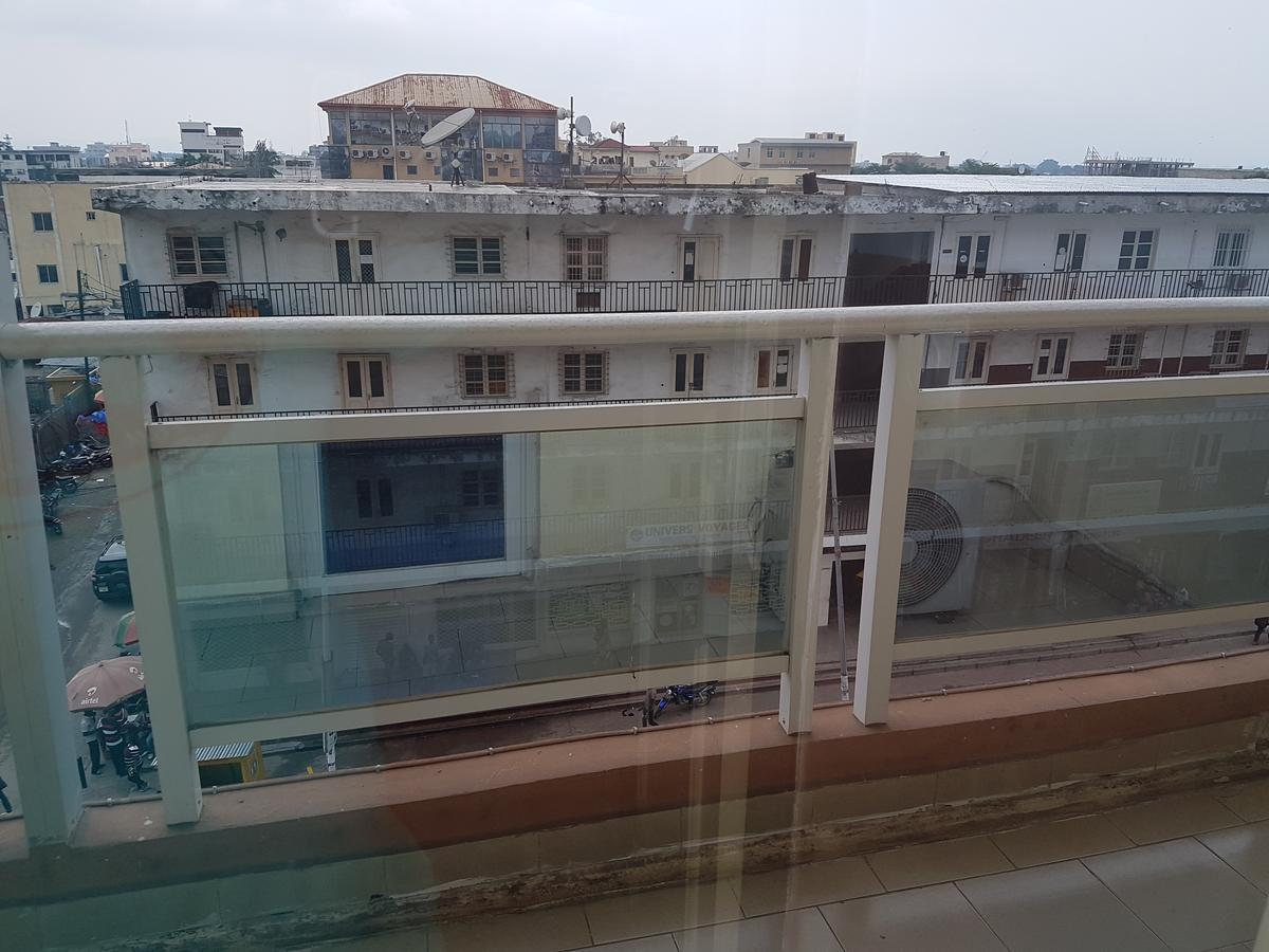 Novo Hotel Brazzaville Exterior foto