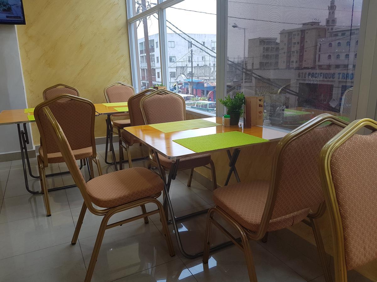 Novo Hotel Brazzaville Exterior foto